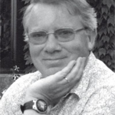 SIMON MITTON